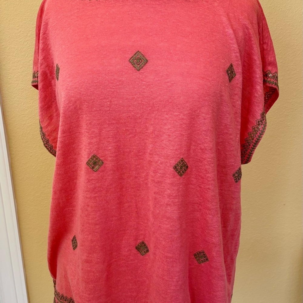 Women's Coral Top with Patterned Accents